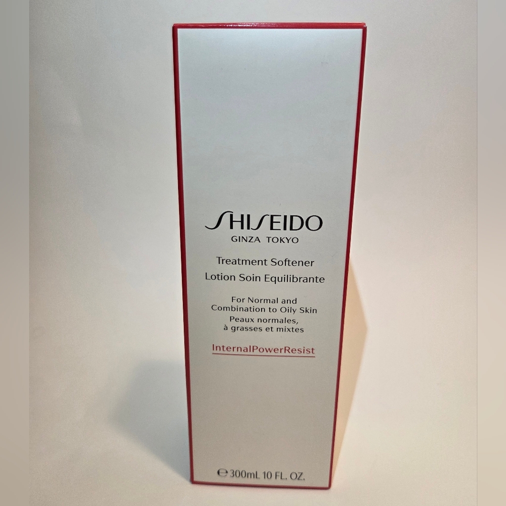 Shiseido Treatment Softener- Red and White
